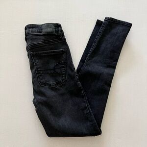 Black American Eagle skinny jeans!